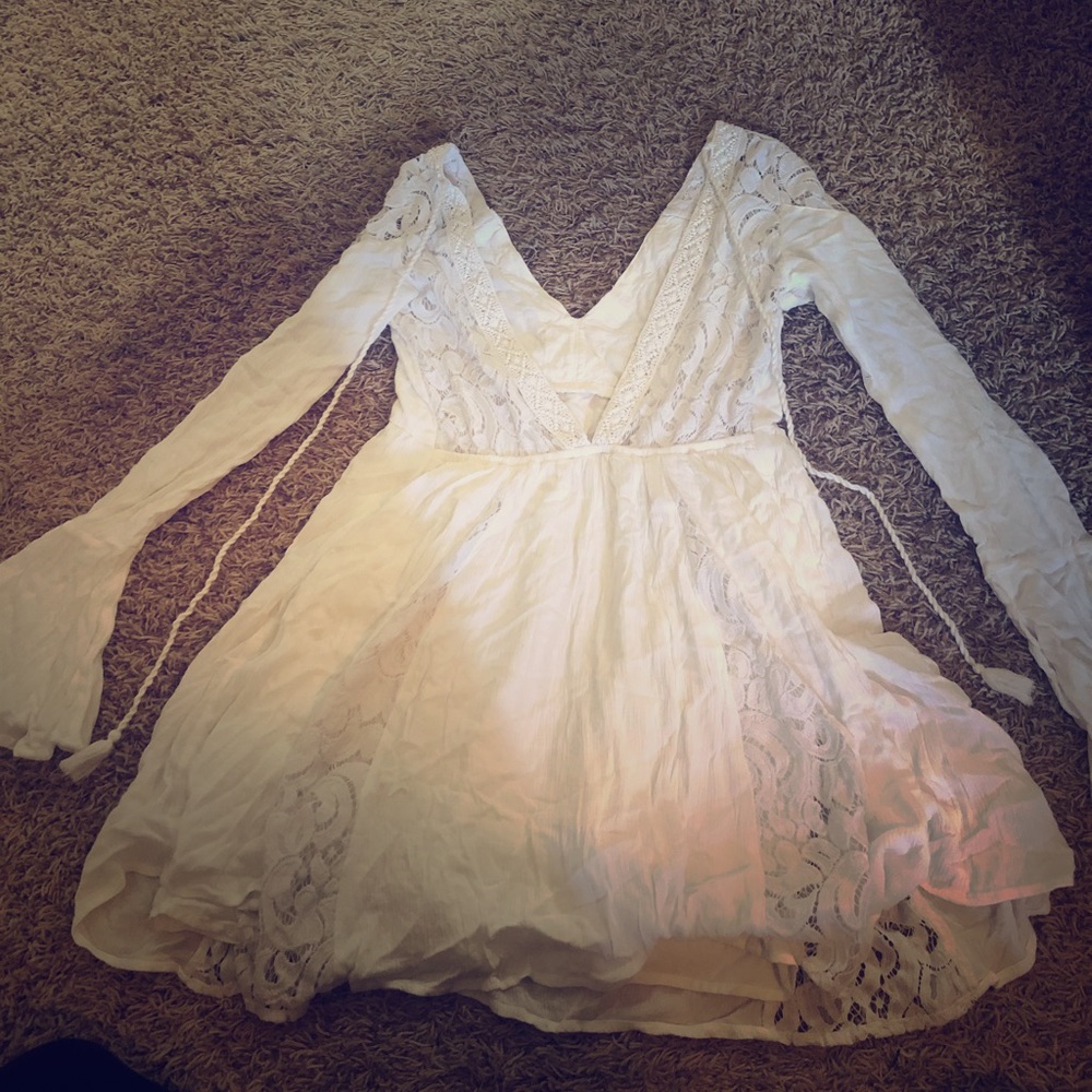 NWOT Low vneck Abercrombie dress
